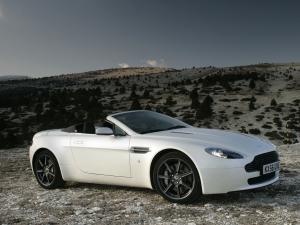 Aston Martin V8 Vantage Roadster 2006 года 